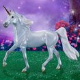 thumbnail image 2 of Breyer 1:12 Classiques Cheval Modèle de Licorne de Vent, 2 of 4