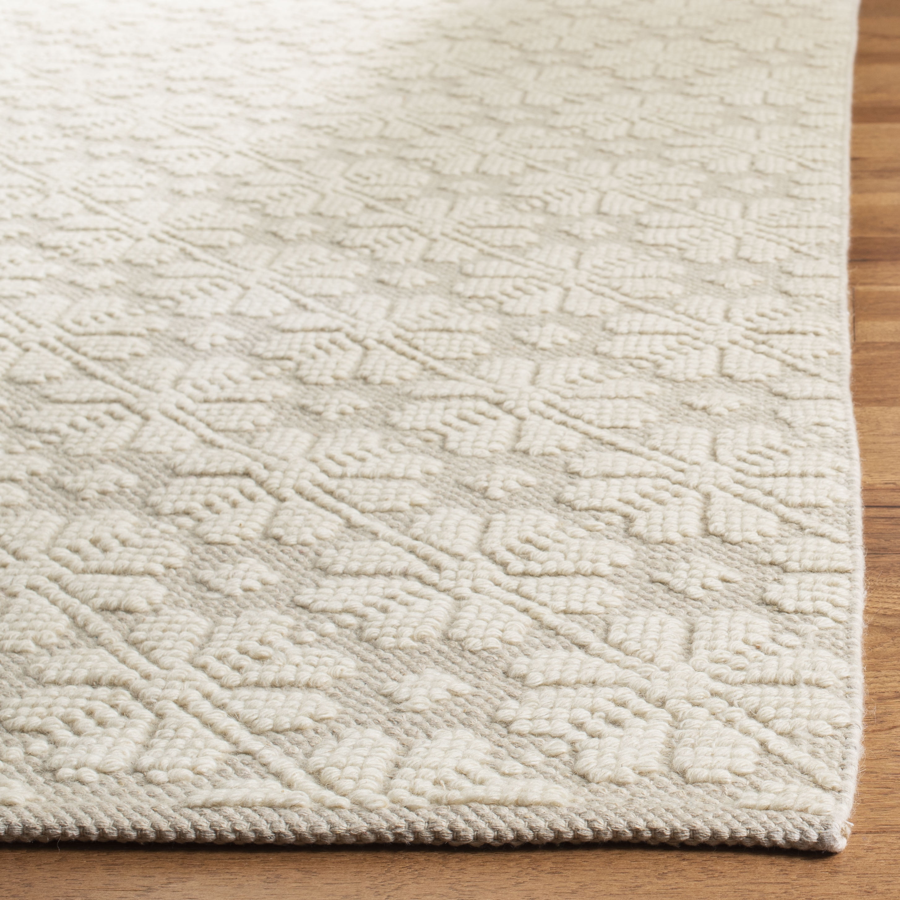 SAFAVIEH Vermont Orval Geometric Floral Wool Runner Rug, Ivory, 2'3" x 6'