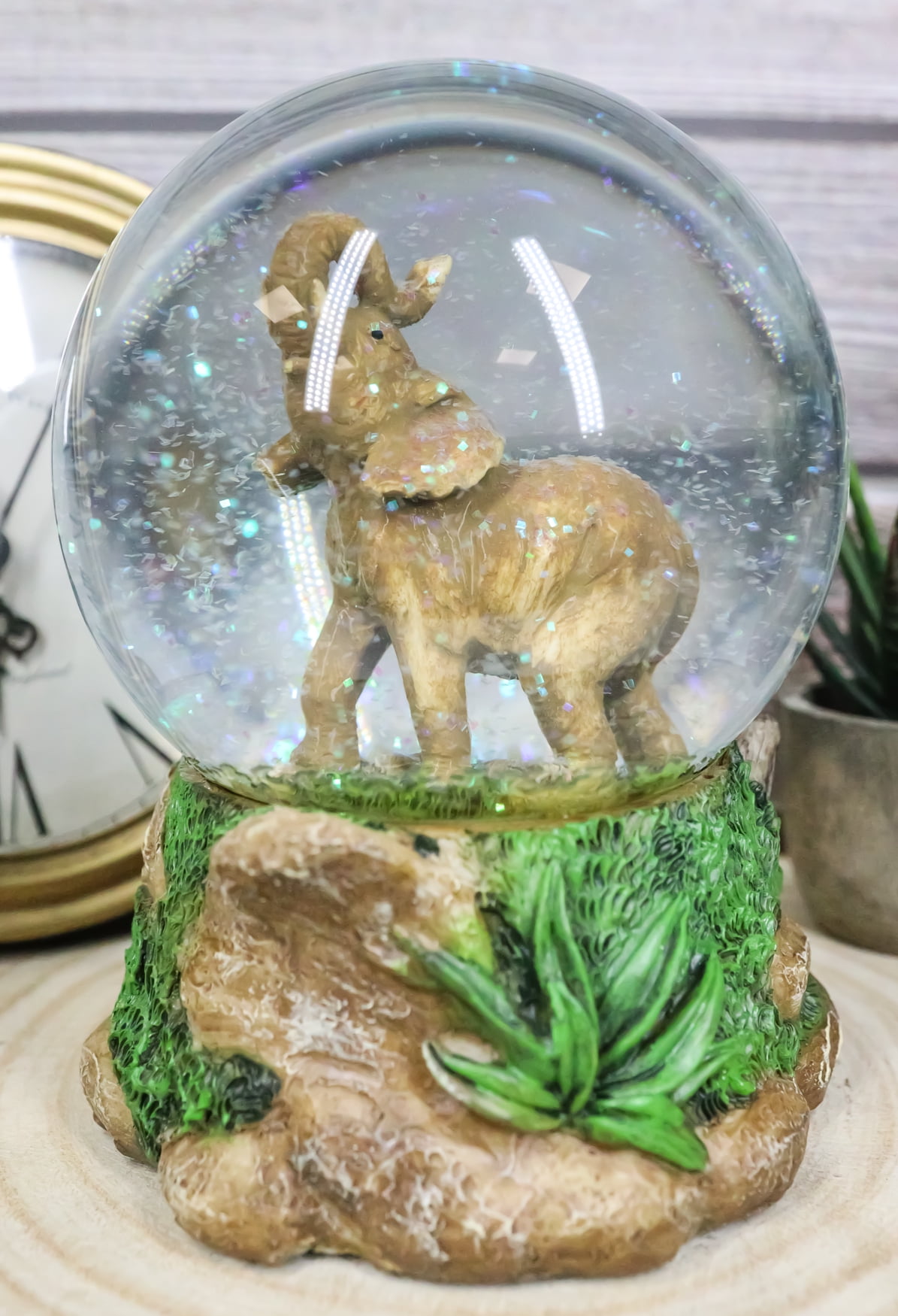 Safari Grasslands Savanna African Bush Elephant Glitter Water Globe Figurine