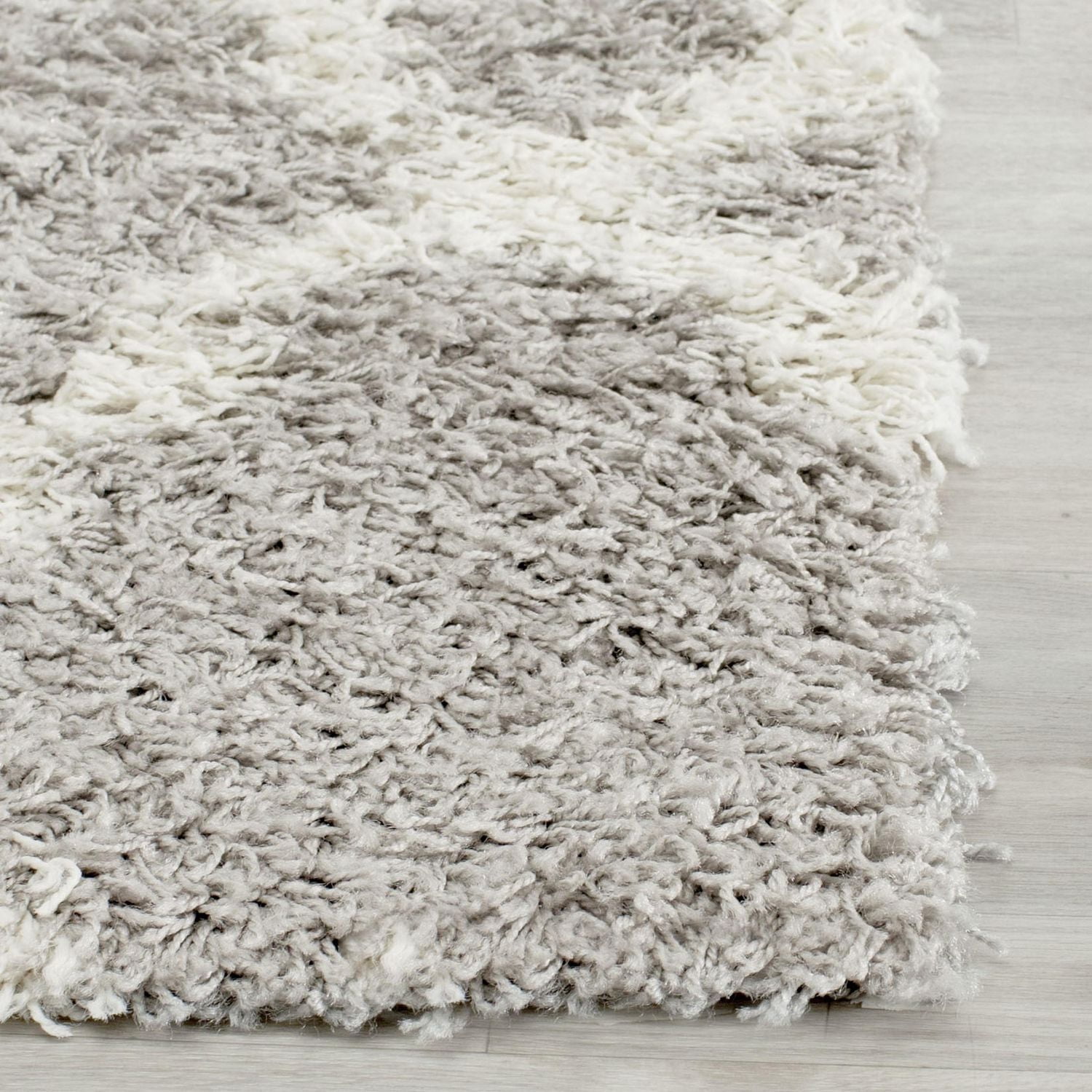 Safavieh Dallas Logan Tapis Géométrique Shag