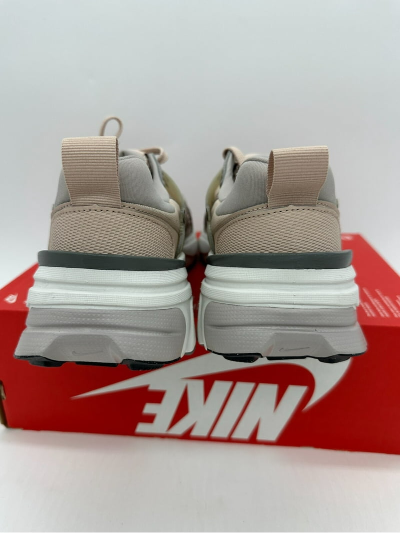 Nike Men\'s Running Beige Shoes 12 Nike V2K Run Women main image 3