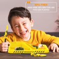 thumbnail image 4 of Juego de utensilios Dinneractive para niños, tenedor y cuchara amarillos con temática de coches de carreras para niños pequeños y pequeños, juego de 2 piezas, 4 of 6
