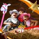 thumbnail image 5 of Set de disfraz de vaquero de Xtinmee con 36 piezas de gorro, bandana y caballo, 5 of 6