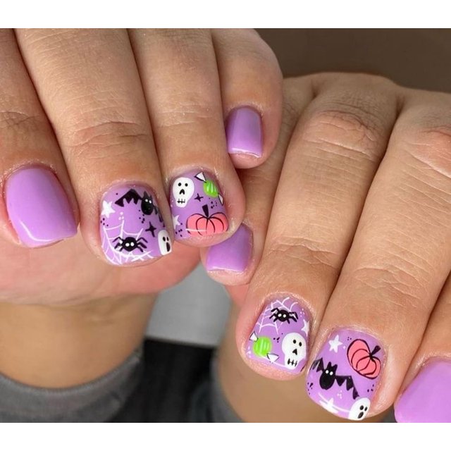 Uñas postizas Rdntbeu Halloween moradas con murciélago y calabaza, 24 piezas