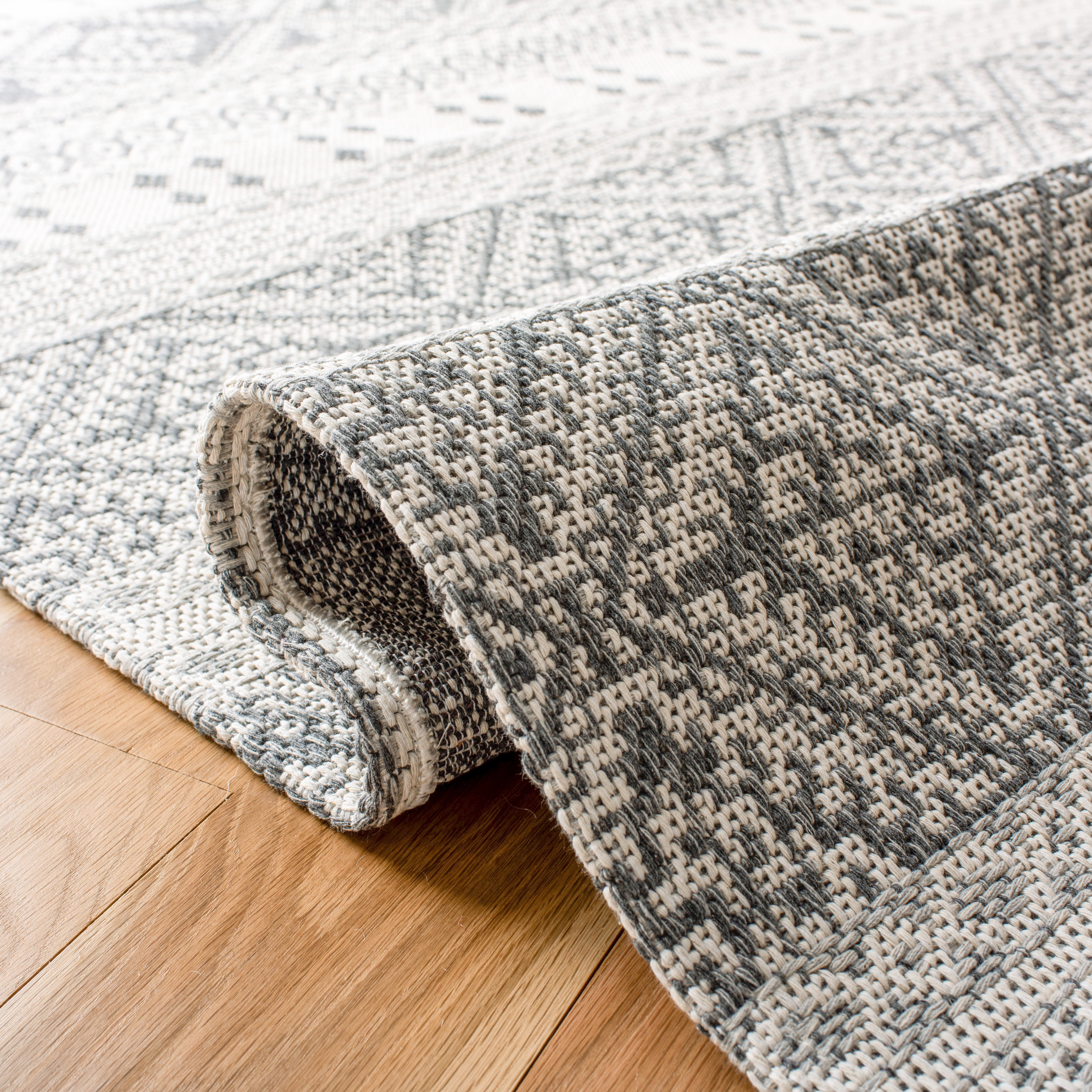 SAFAVIEH Augustine Willoughby Southwestern Runner Rug, Anthracite/Cream, 2' x 8'