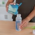 thumbnail image 5 of Dispensador de fórmula para bebés Dr. Brown's con tapa a presión para alimentación sobre la marcha, dispensador de leche en polvo para viajar con bebés, azul, 5 of 5