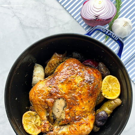 Staub - Cast Iron 9-qt Round Cocotte - Dark Blue