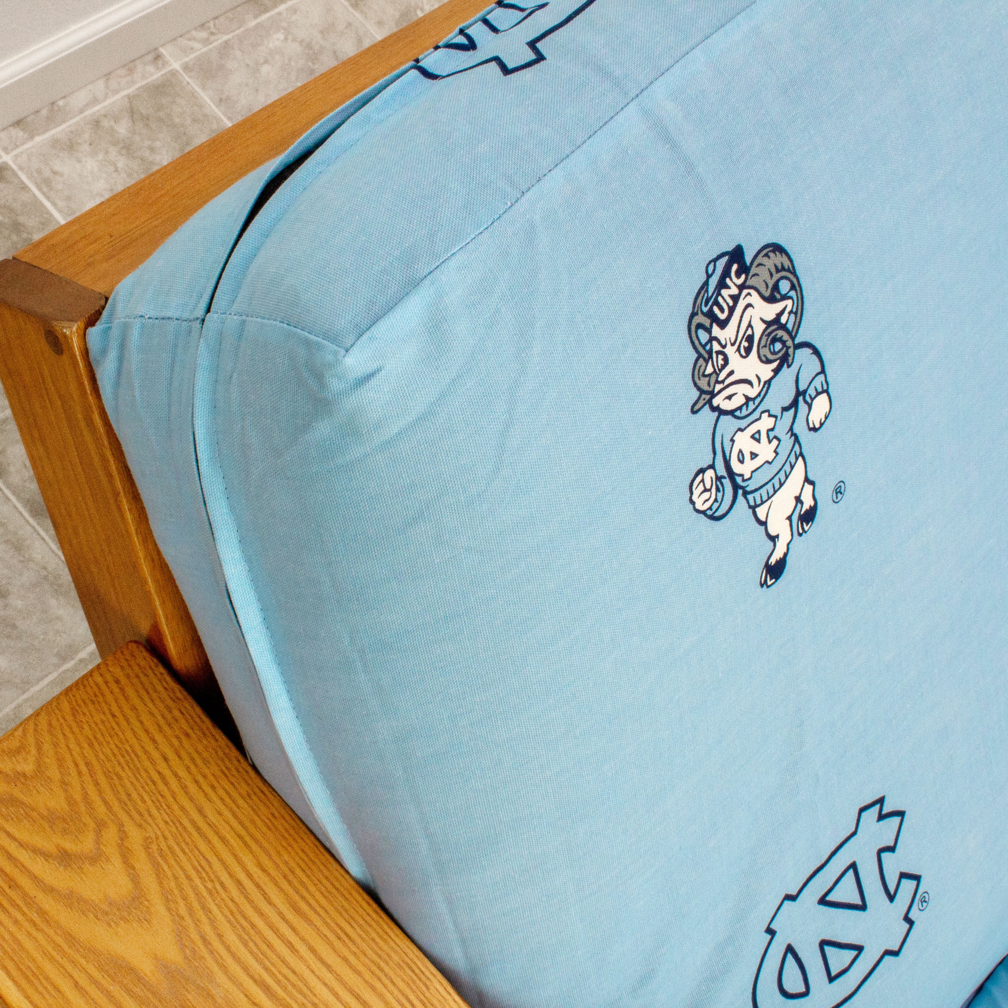 North Carolina Tar Heels Futon Cover - Full size fits 6 and 8 inch mats