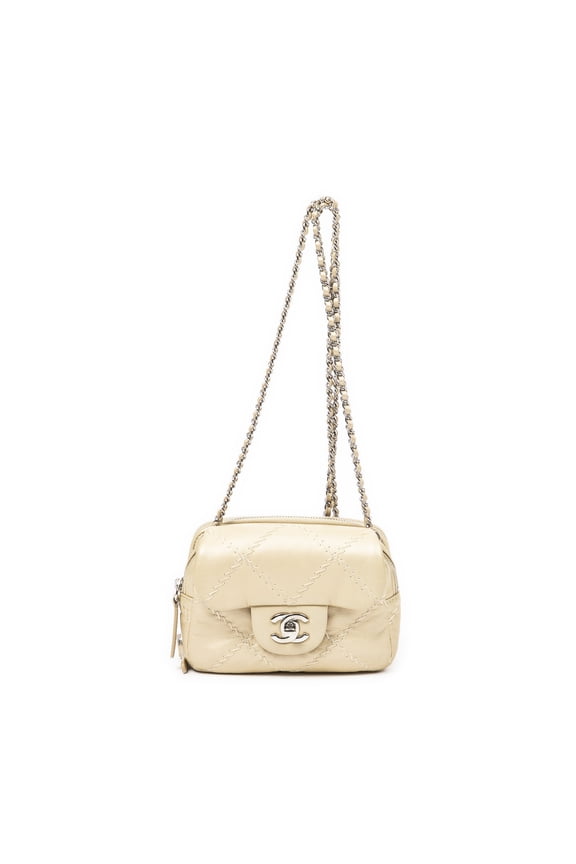 Pre-Owned Chanel Gold Mini CC Ultimate Stitch WOC Flap Shoulder Bag