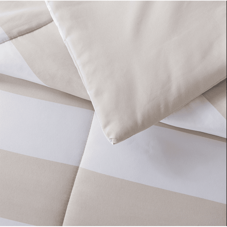 Mainstays Reversible Microfiber Comforter, Gray, Twin/Twin XL, Adult,  Unisex 