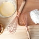 thumbnail image 3 of Xihbxyly Batidor de Cocina con Calor, Mango Ergonómico para Mayor Comodidad, Acción de Batido Suave, Diseño Colgante para Ahorrar Espacio, Batido de Merengue, Mezcla de Salsas y Masas, Esencial para, 3 of 7