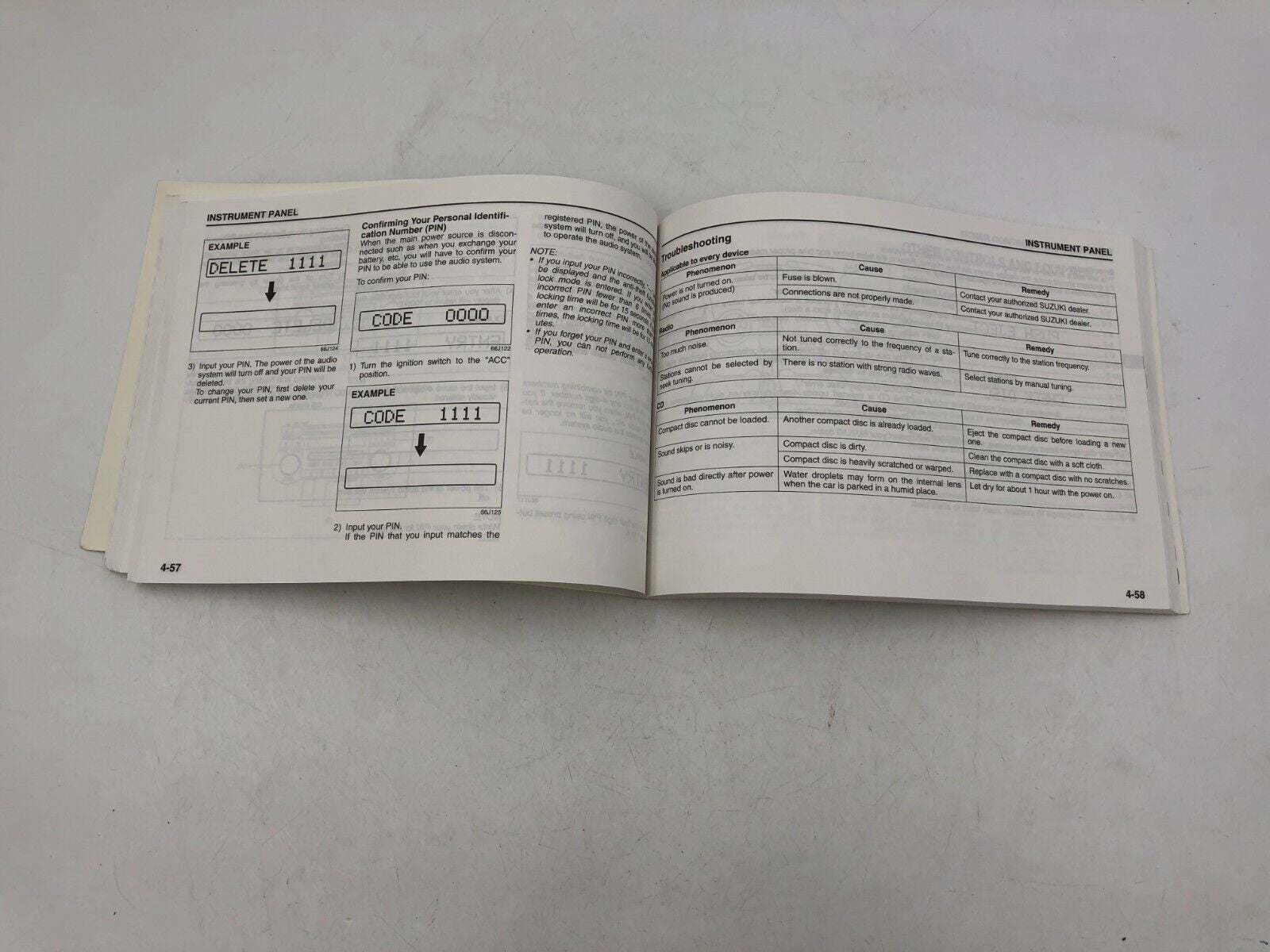 2009 Suzuki SX4 Owners Manual Handbook Set with Case OEM G02B05069