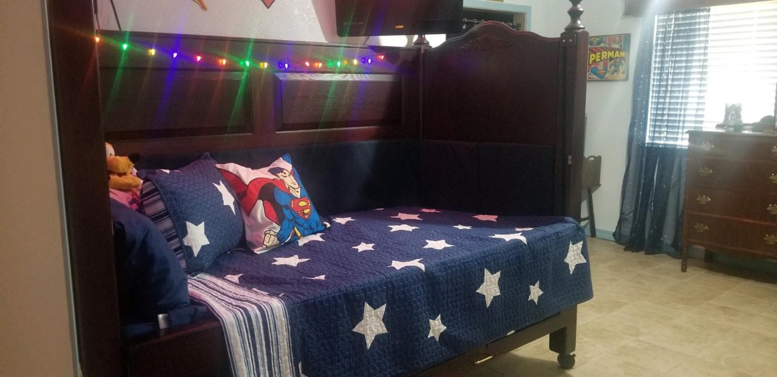Lush Decor Star Geometric Cotton Reversible Quilt, Twin, Red, 2-Pc Set