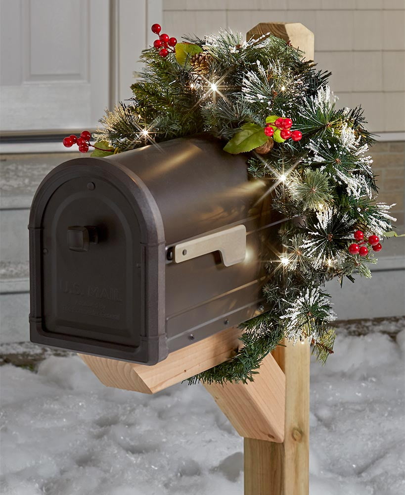 Lighted Mailbox Swag