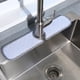 thumbnail image 5 of Tapete para Grifo, Tapete de Secado para Fregadero, Goteo Y para Cocina, Baño, Autocaravana, Bar, Duradero, Reutilizable, con Cierre a Presión Suave 46x10CM Gloria Almohadilla de grifo, 5 of 9