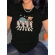 thumbnail image 1 of Playera Deportiva Manga Corta Mujer Dry-FitWomen's Fashion Casual Round Neck Short Sleeve T-Shirt, Astronauts on Zebra Crossing Print, Geometric Pattern, Polyester Knit, Stretchy Fabric, All-Season, 1 of 6