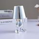 thumbnail image 1 of Lámpara de mesa táctil para mesita de noche, lámpara de escritorio inalámbrica, recargable, portátil, con carga USB, 1 of 5