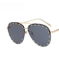 thumbnail image 5 of Gafas de sol con montura grande y remaches de metal para mujer, gafas de sol europeas y americanas, gafas de moda, gafas de sol vintage, 5 of 5