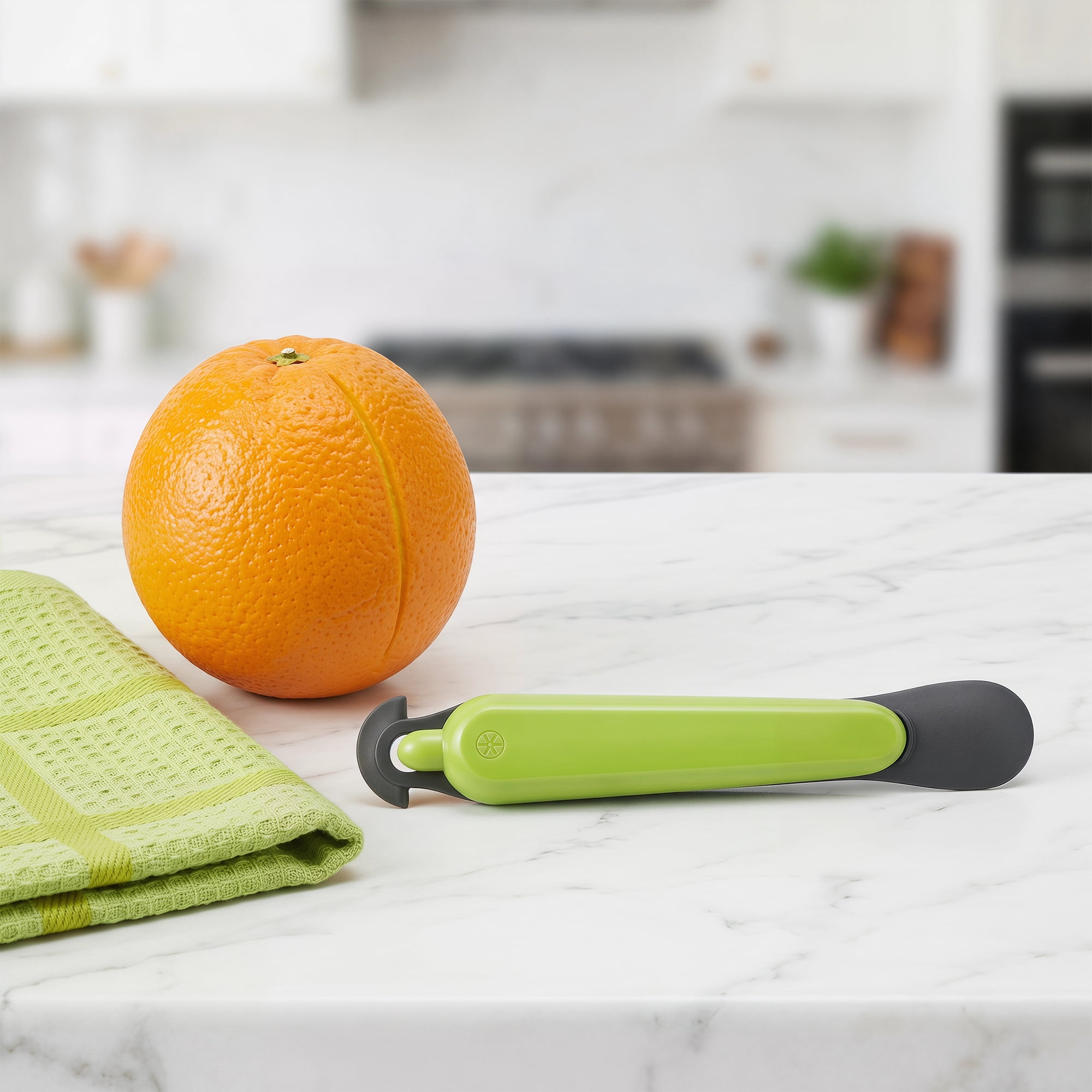 Unique Bargains Plastic Citrus Multi-use Peeler with Long Handle Cream 7.1" x 4.3" x 1"