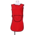 thumbnail image 3 of Bata profesional impermeable para peluquería con bolsillo, color rojo, ideal para cortes y tintes., 3 of 6