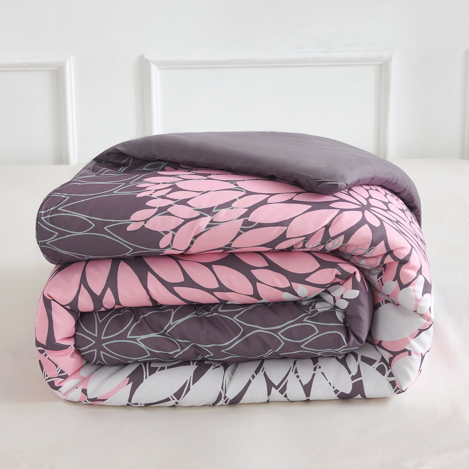 Koniroom Pink and Grey Floral Comforter Set, Botanical Bedding Sets Queen Size with Cute Flowers Printing for Women Teen Girls All Season 3 Pieces Comforters with 2 Pillow Shams (90x90 Inches)
