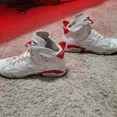 thumbnail image 2 of Taille 10 - Jo-rd-an 6 Blanc et University Red 2022, 2 of 6