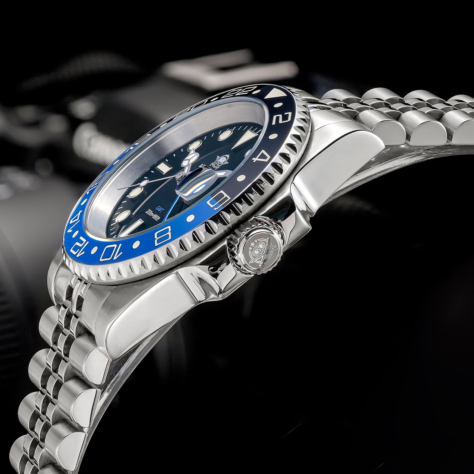 ADDIESDIVE Luxury Men's Dive Watch Swiss GMT 200M Waterproof Analog Quartz Watch with Rotating Ceramic Bezel & Luminous for Diving, Travel, Business