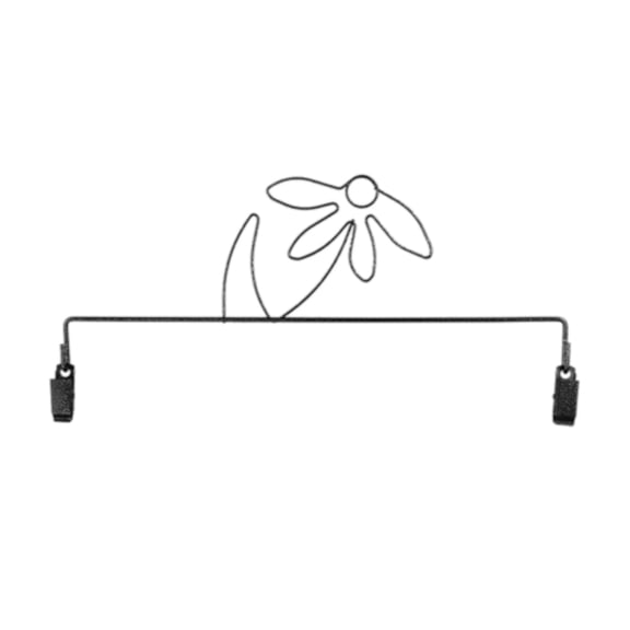 Classic Motifs 8 Inch Daffodil Craft Hanger With Holding Clips