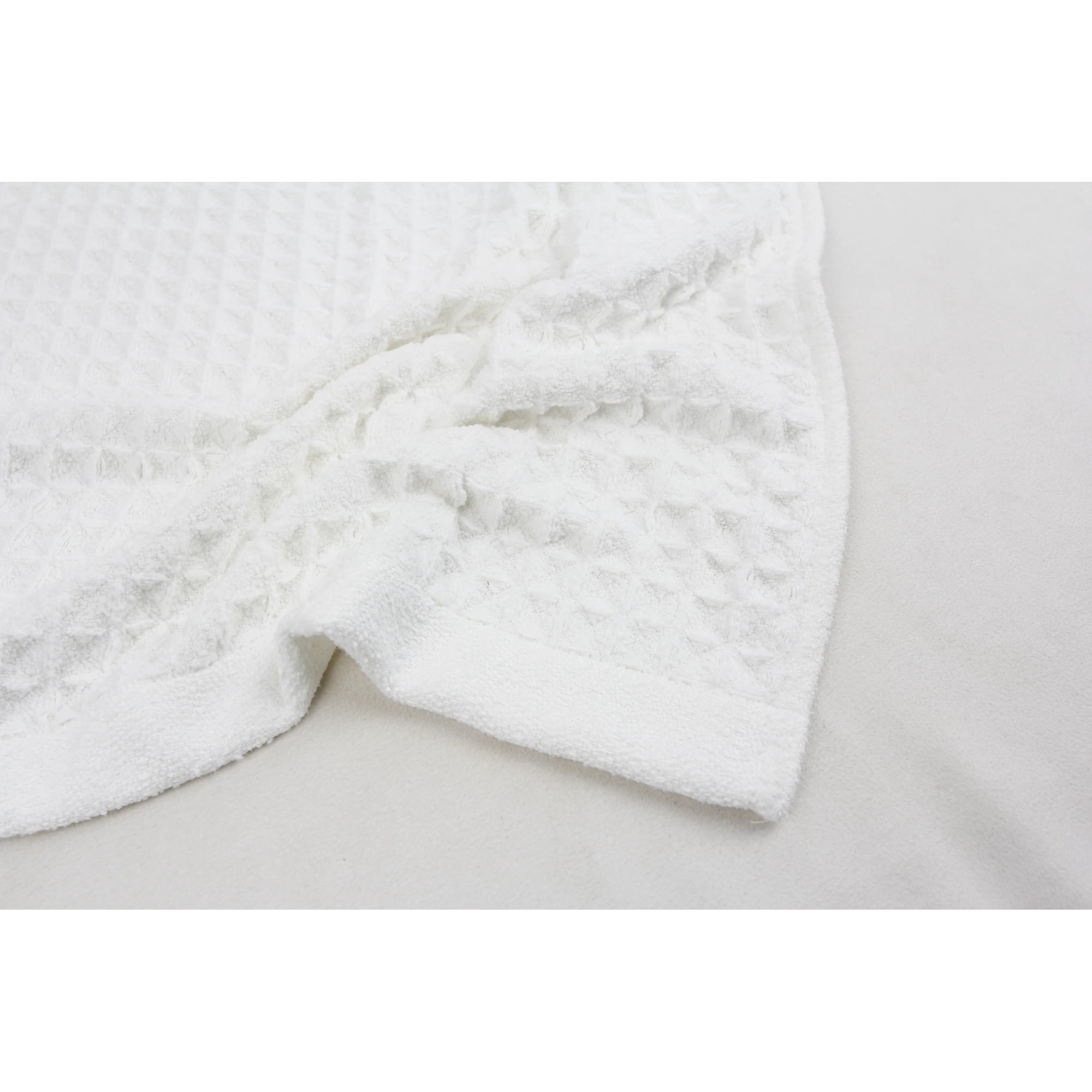 Fabreware FBT-007-W-2 Bright White Microfiber Bath Towel -2pc