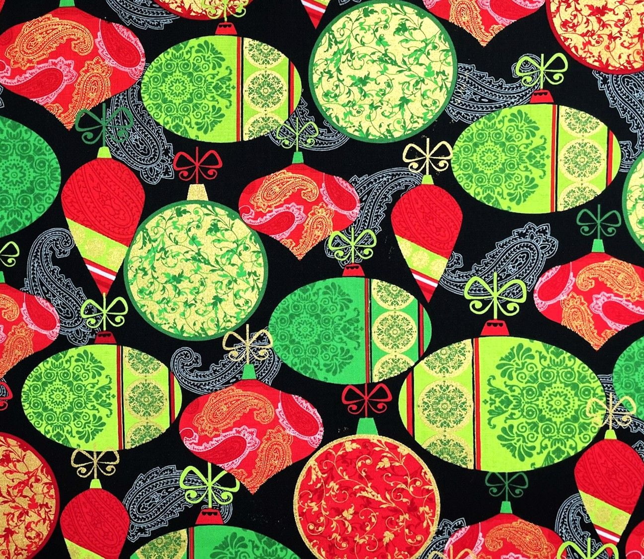 1 Yard - Retro Christmas Tree Ornaments on Black Cotton Fabric (Great for Quilting, Sewing, Craft Projects, Throw Pillows & More) 1 Yard X 44" Wide