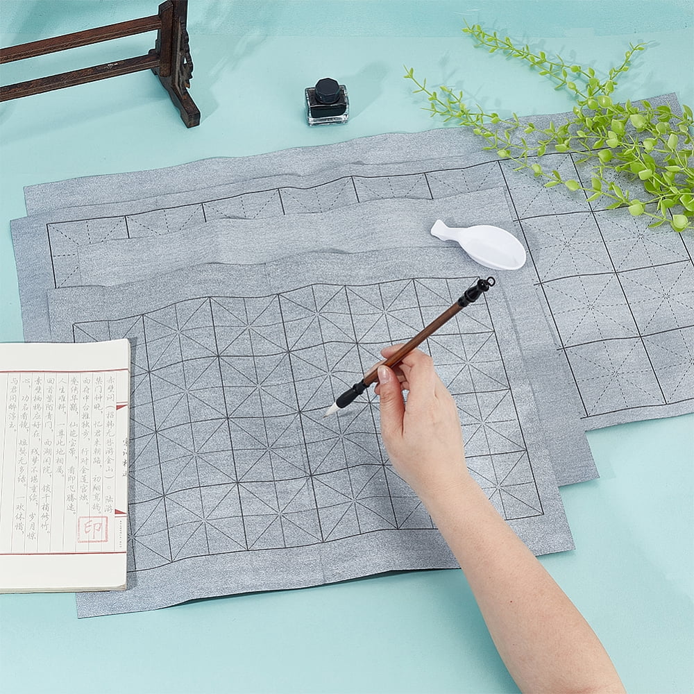 Practicing Chinese Calligraphy or Kanji Set including Chinese Calligraphy Brushes Pen Magic Cloth Water-Writing Ink Tray Containers Mixed Color