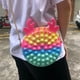 thumbnail image 3 of Bolso cruzado de silicona con burbujas para adultos y niños juguetes Ehuebsd sensoriales para aliviar el estrés y el autismo bolso de hombro individual, 3 of 9