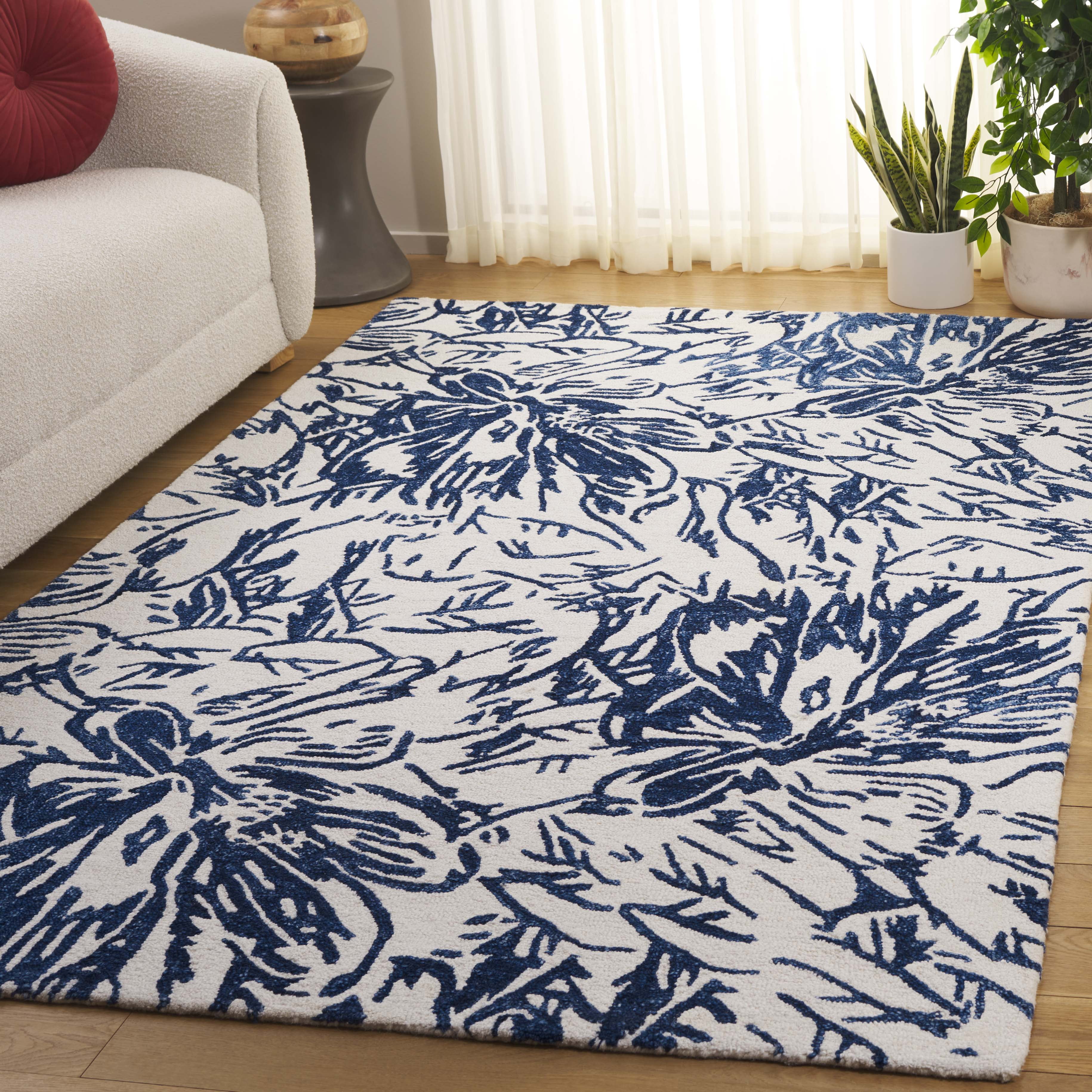 SAFAVIEH Jardin Lalia Floral Area Rug, Ivory/Blue, 8' x 10'