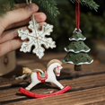 thumbnail image 2 of Nuevo colgante de resina de Navidad, caballo, decoración para árbol de Navidad, calcetines de Navidad, regalo para casa, juguetes para niños, regalos, adornos navideños, 2 of 5