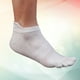 thumbnail image 5 of Calcetines deportivos de algodón de corte bajo para hombre, para correr, de 5 dedos, invisibles, de malla transpirable (blancos), 5 of 7