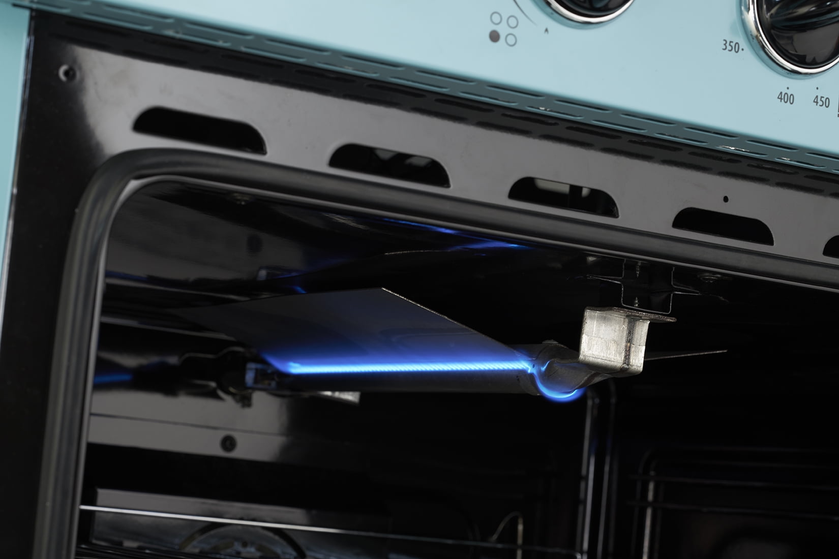 Unique Classic Retro 30" 3.9 cu/ft Freestanding Gas Range with Convection Oven and Sealed Burners