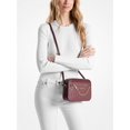 thumbnail image 4 of Bandolera Michael Kors Jet Set Item East West para mujer, 4 of 4