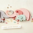 thumbnail image 4 of Tarjeta para el Día de la Madre Hallmark Signature Lucky Family 13 x 18 cm, 4 of 7