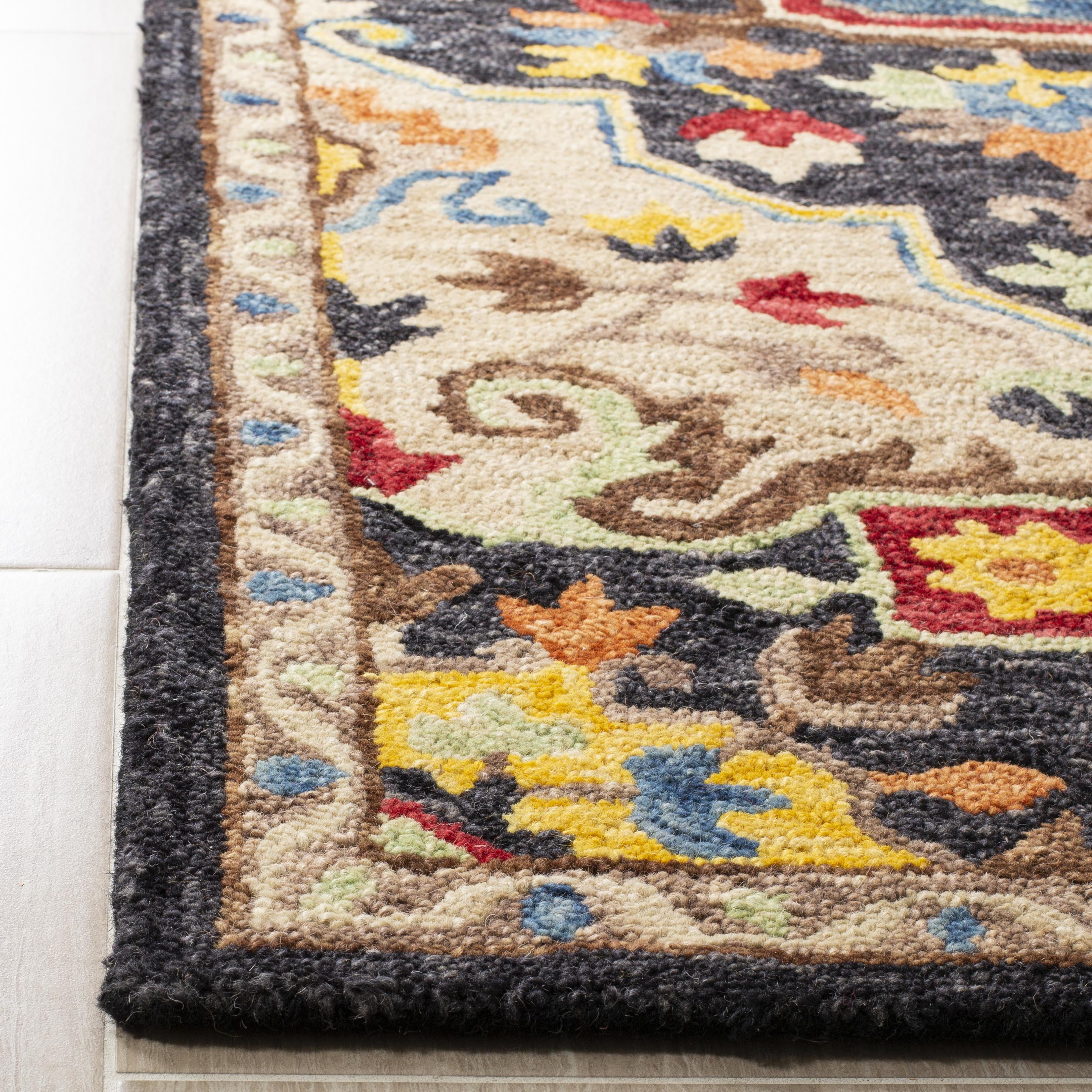 SAFAVIEH Aspen Ellie Floral Bordered Wool Area Rug, Charcoal/Cream, 11' x 15'
