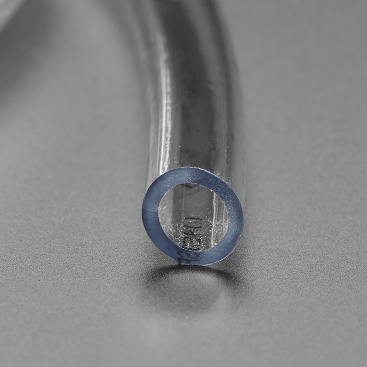 Adafruit Tubing for Submersible Pumps - PVC 6mm ID - 1 Meter Long