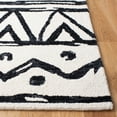thumbnail image 6 of SAFAVIEH Metro Jarred Diamond Area Rug, Black/Ivory, 5' x 8', 6 of 10