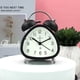 thumbnail image 2 of Reloj despertador Yuarrent con batería y función de luz nocturna color Verde claro, 2 of 6