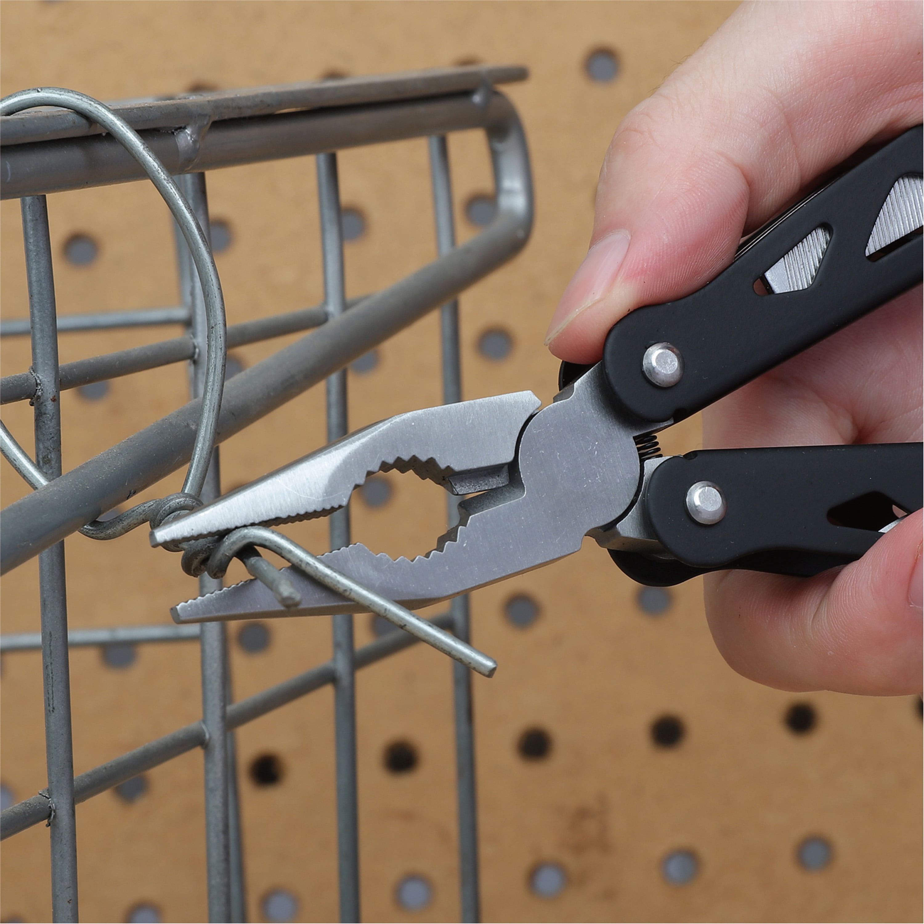 Ozark Trail Trailside 12-in-1 Multitool Black