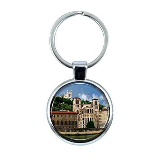 Philadelphia Souvenir Keychain - Metal Alloy With Epoxy Dome, 2.75 Inch, Gift Card Included