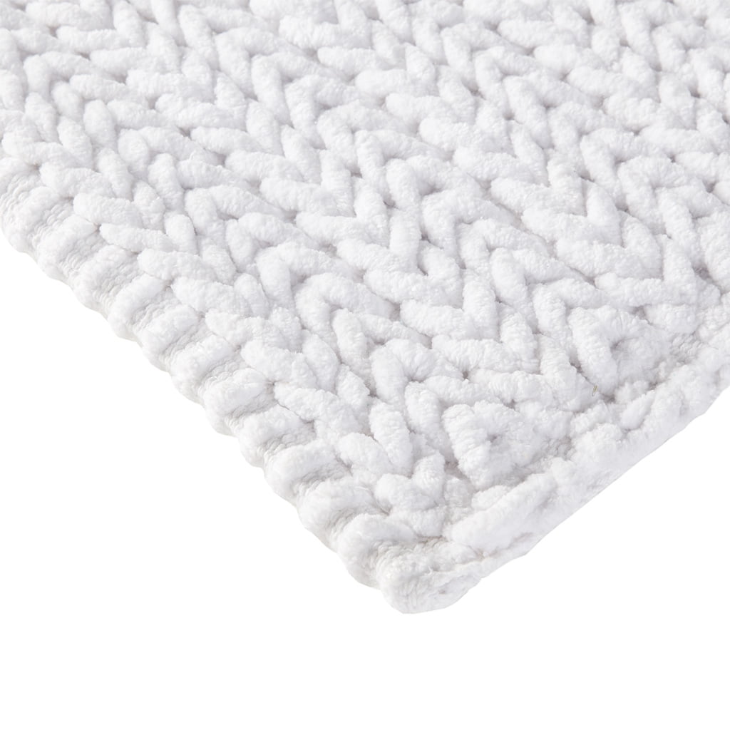 MAYEERTY 100% Cotton Chenille Chain Stitch Rug, 17"W x 24"L, White