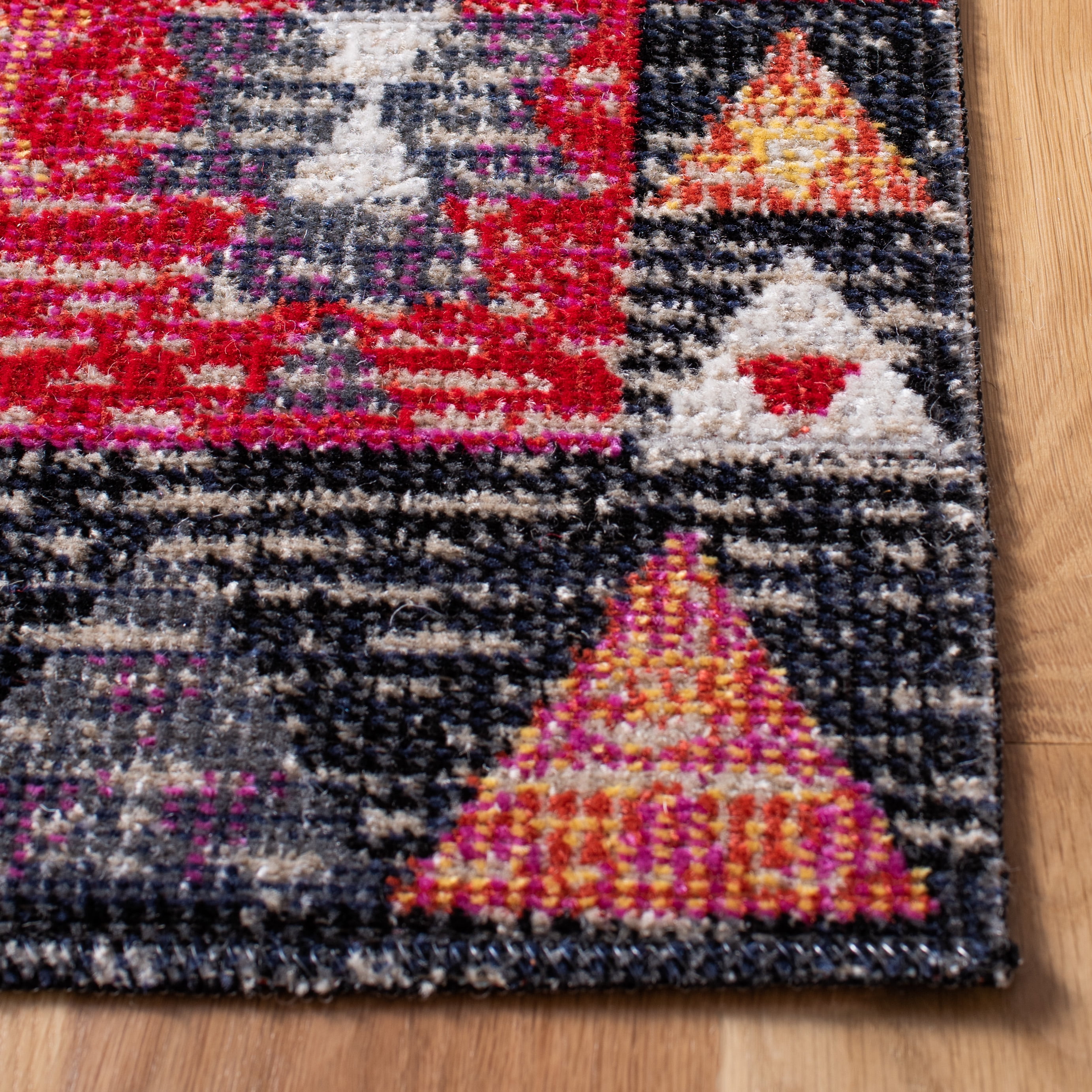SAFAVIEH Montage Andreas Geometric Indoor/Outdoor Area Rug, Pink/Black, 6'7" x 6'7" Square