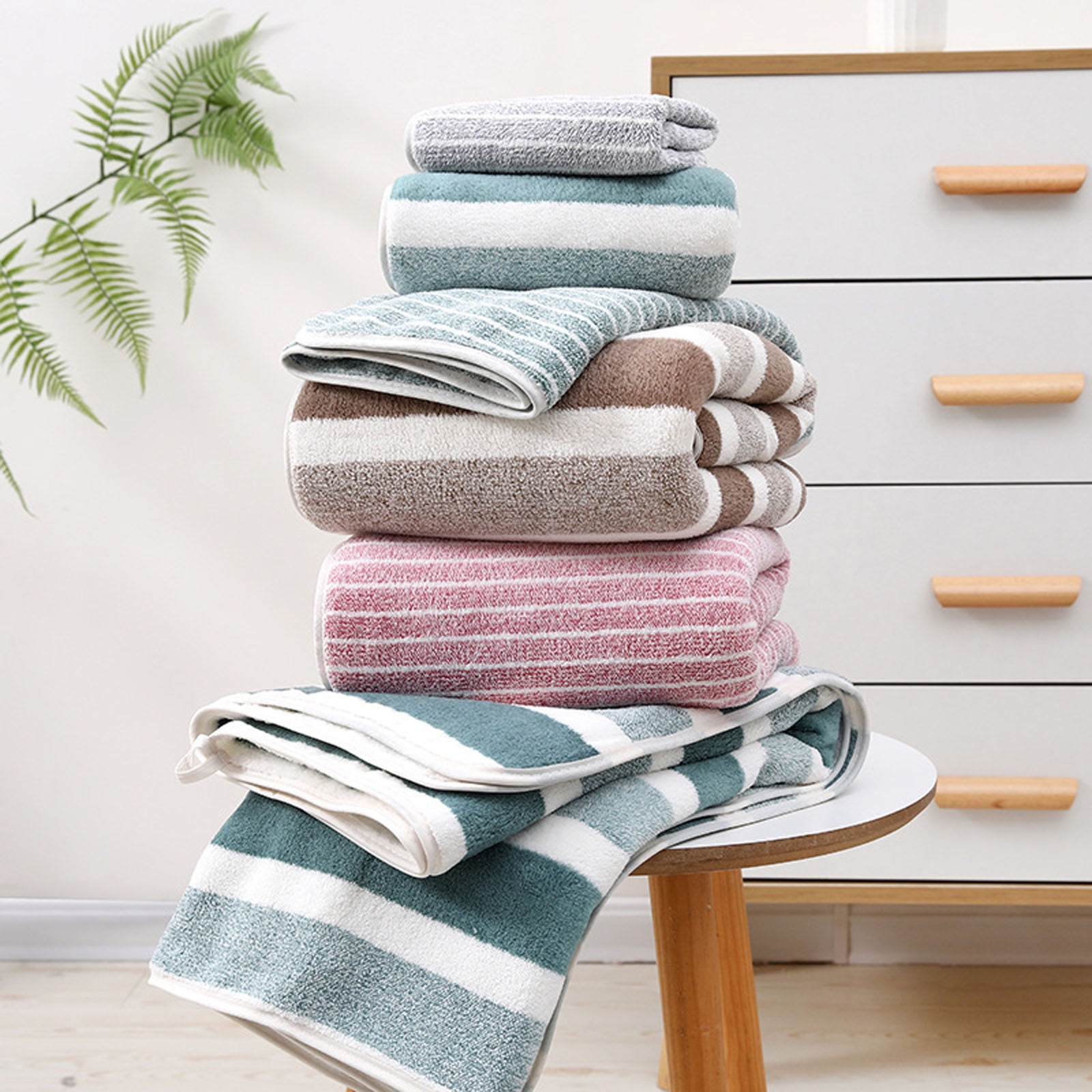 Twfbrm 8 Piece Microfiber Bath Towel Set, Coral Velvet Highly Absorbent Striped Towels, 2 Bath Towels 2 Hand Towels and 4 Wash Cloths, Soft and Lightweight Towels for Bathroom Gym Beach Hotel and Spa