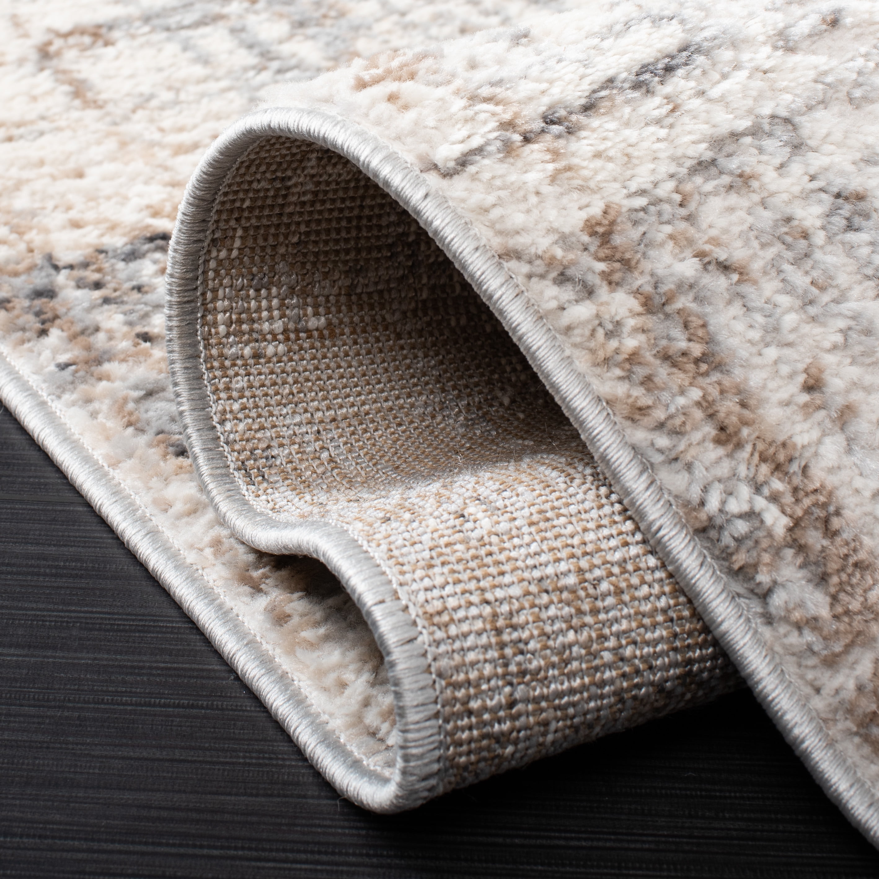 SAFAVIEH Shivan Nowell Geometric Distressed Area Rug, Ivory/Grey, 6'7" x 6'7" Square