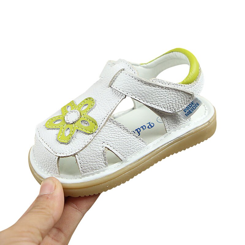 baby girl walking sandals