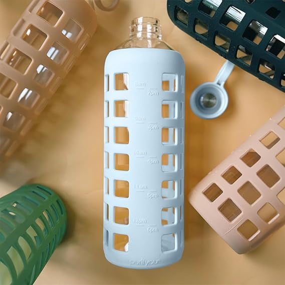 purifyou Premium 40/32/22/12 oz Reusable Borosilicate Glass Water Bottles with Time and Volume Markings, Non-Slip Silicone Sleeve & Stainless Steel Lid Insert (40oz Ice Blue)